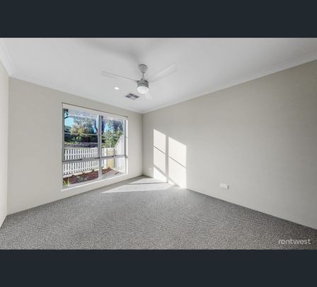 19 Barefoot La, Yanchep, WA 6035 - Photo 1