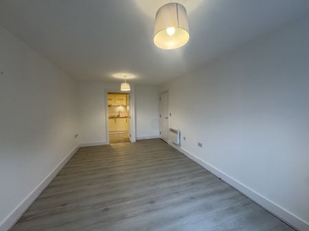 Coxhill Way, Aylesbury - Photo 4