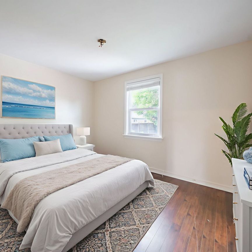 For Lease - 1592 Pharmacy Avenue, Toronto, Ontario - Photo 1