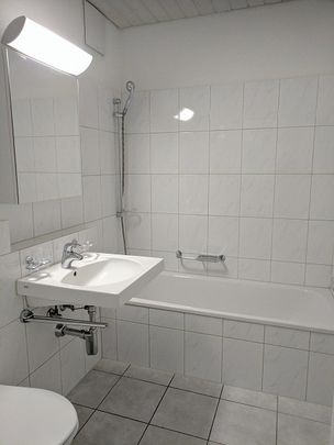 Grosszügige 3.5-Zimmer-Dachgeschoss-Wohnung im schönen Pfungen! - Foto 1