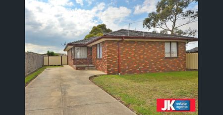 Convenient Location! - Photo 3