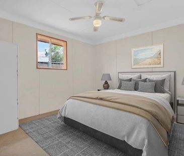 3 Bedroom Family Home + Retreat - Photo 2