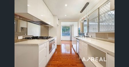 Modern Family Home with Separate Granny Flat – Convenience and Comfort in Deer Park - Photo 5