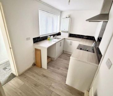 2 bedroom terraced house to rent - Photo 6