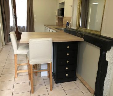 Location Appartement 1 pièce 22m² - Photo 3