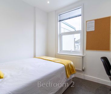Room 1 - Photo 6