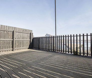 4 bedroom townhouse to rent - Photo 2