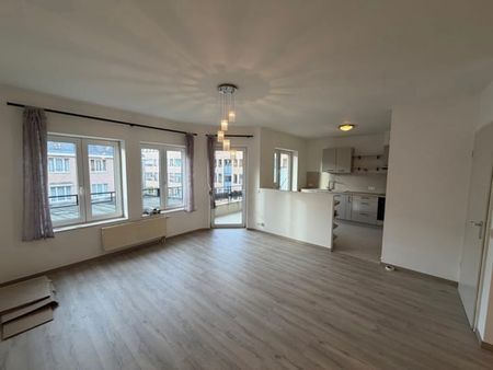 Appartement te huur - Foto 2