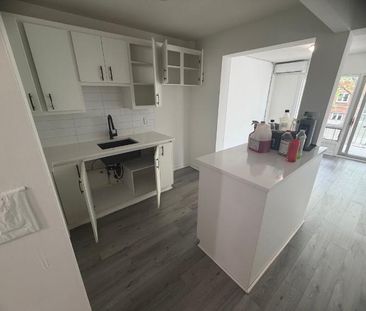 1 CH - 1 SDB - Québec - $999 /mo - Photo 2