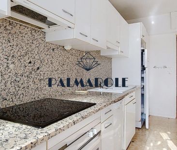 PERPIGNAN CASTILLET T2 dernier étage-Ascenseur-Clim. - Photo 4