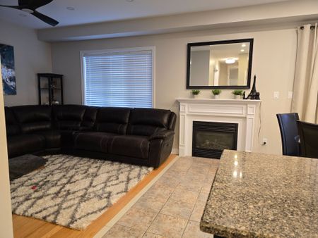 For Lease - 1979 RIVERTON Street, Oshawa, Ontario - Photo 2