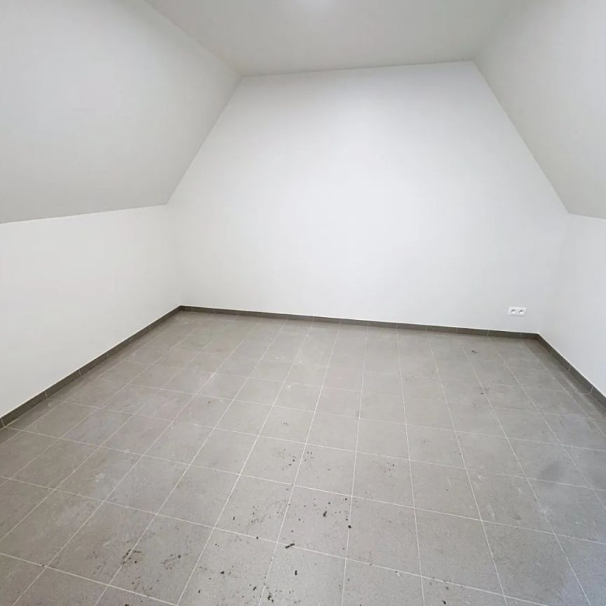 Prachtige en zéér ruime woning met kwaliteitsvolle afwerking - Photo 1