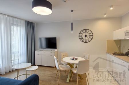 Mieszkanie 3-pokojowe na Starym Mieście - Zdjęcie 3