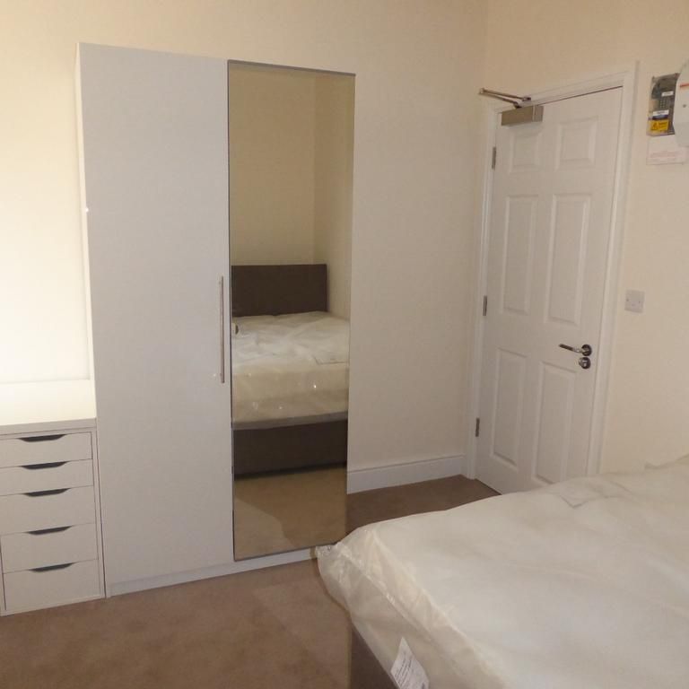 1 bedroom detached house to rent - Photo 1