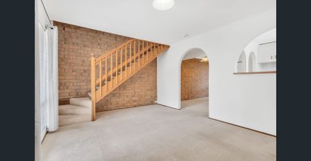 Find flexibility: where modern comfort meets low-maintenance living - Photo 2