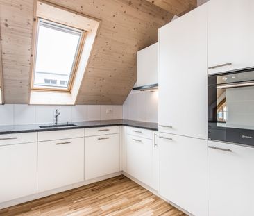 Wohnen im modernen Bauernhaus / 2.5-Zimmerwohnung im Dachgeschoss - Foto 2