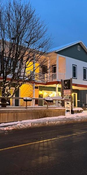 Beau 4 1/2 à Sutton rénové - Photo 1