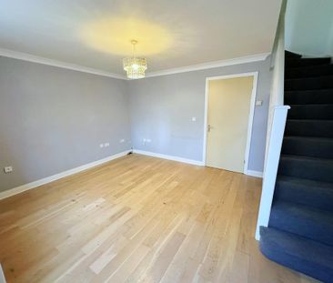 2 bedroom semi-detached house to rent - Photo 3