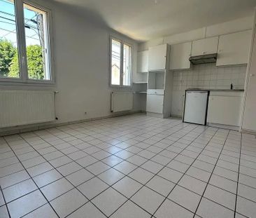 Location Appartement 2 pièces 36m² OZOIR LA FERRIERE 77330 - Photo 3