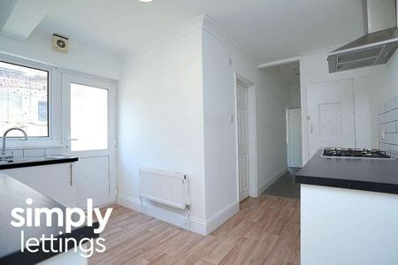 Compton Road, Brighton, BN1 - Photo 2