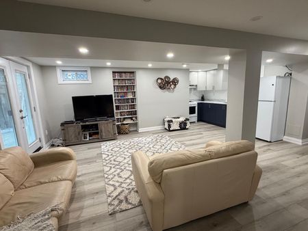 For Lease - 24 Mayflower Street Unit# BASEMENT, Whitby, Ontario - Photo 3