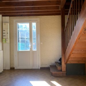 Location Appartement 2 pièces 34m² LE PIAN MEDOC 33290 - Photo 2