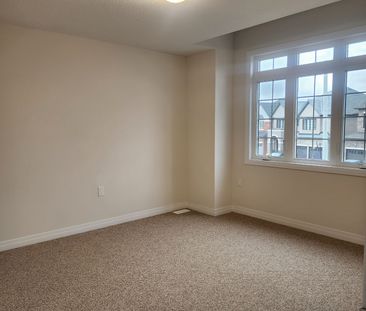 For Lease - 121 Day Street, Wellington North, Ontario - Photo 3