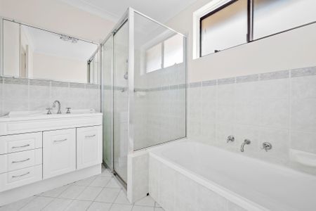 Peaceful and Private Townhouse - Photo 4