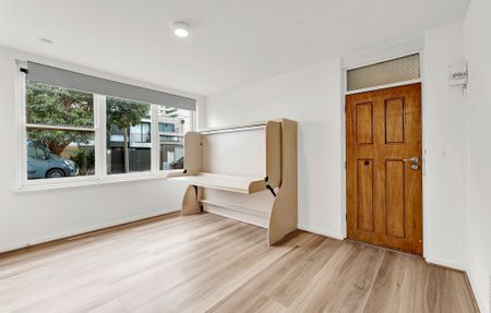16/82 Beaconsfield Parade, Albert Park VIC 3206 - Studio For Rent | Domain - Photo 3
