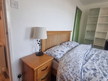 2 Bed Flat, Whitehall Place, AB25 - Photo 3