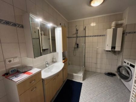 82 m² helle 3 Zimmerwohnung mit einen großen Garten und Garage - Photo 5