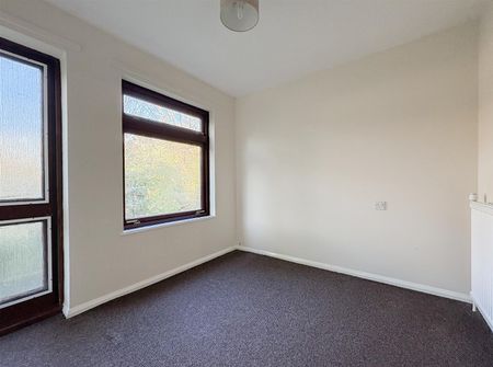 Willow Glen, St Leonards, TN37 7BY - Photo 2