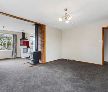 Family Home in Hornby! - Photo 1