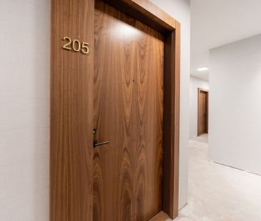 For Lease - 509 Dundas Street Unit# 205, Oakville, Ontario - Photo 5