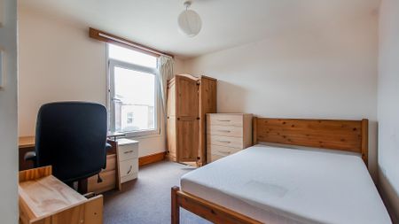 52 Harrow Road - Photo 4