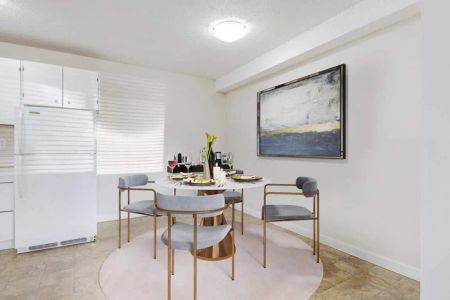 - 2 Bedroom at Alan's Place - Photo 3