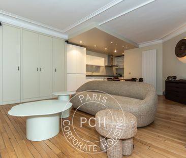 Tout savoir sur cet appartement dans le quartier Odéon, à Paris 6ème - Photo 1