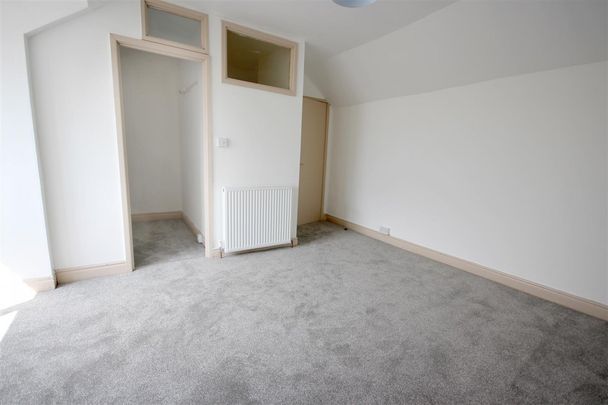 3 Bedroom House - Terraced To Let - Photo 1