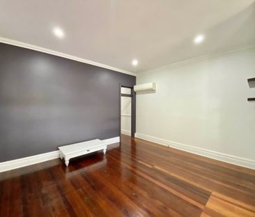 121 Bruce Street, Cooks Hill - Photo 2