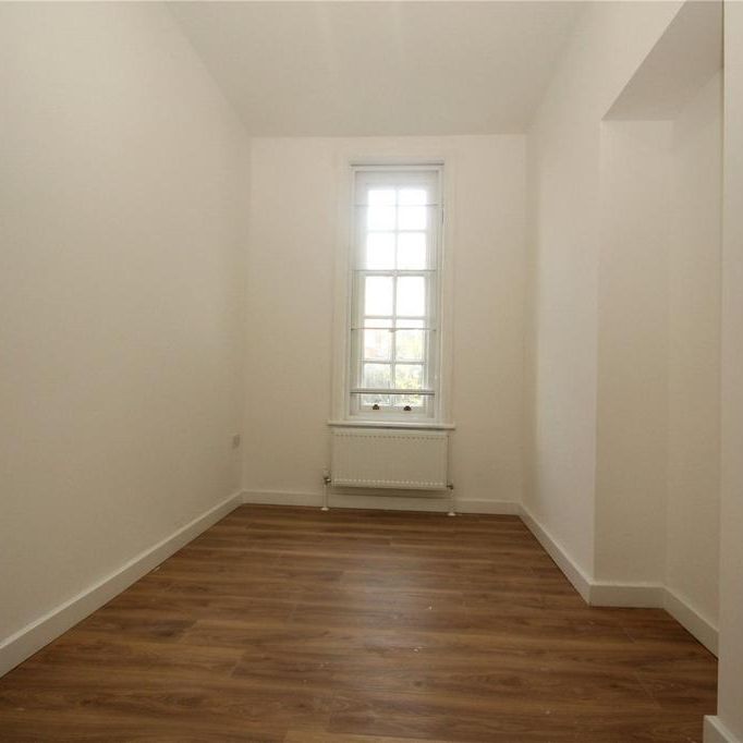 3 bedroom apartment to rent - Photo 1