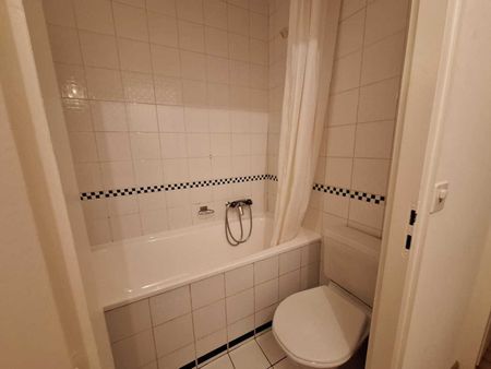 APPARTEMENT 1 PIÈCE À GENÈVE - PLAINPALAIS/ACACIAS, MEUBLÉ, DURÉE DÉTERMINÉE - Foto 2