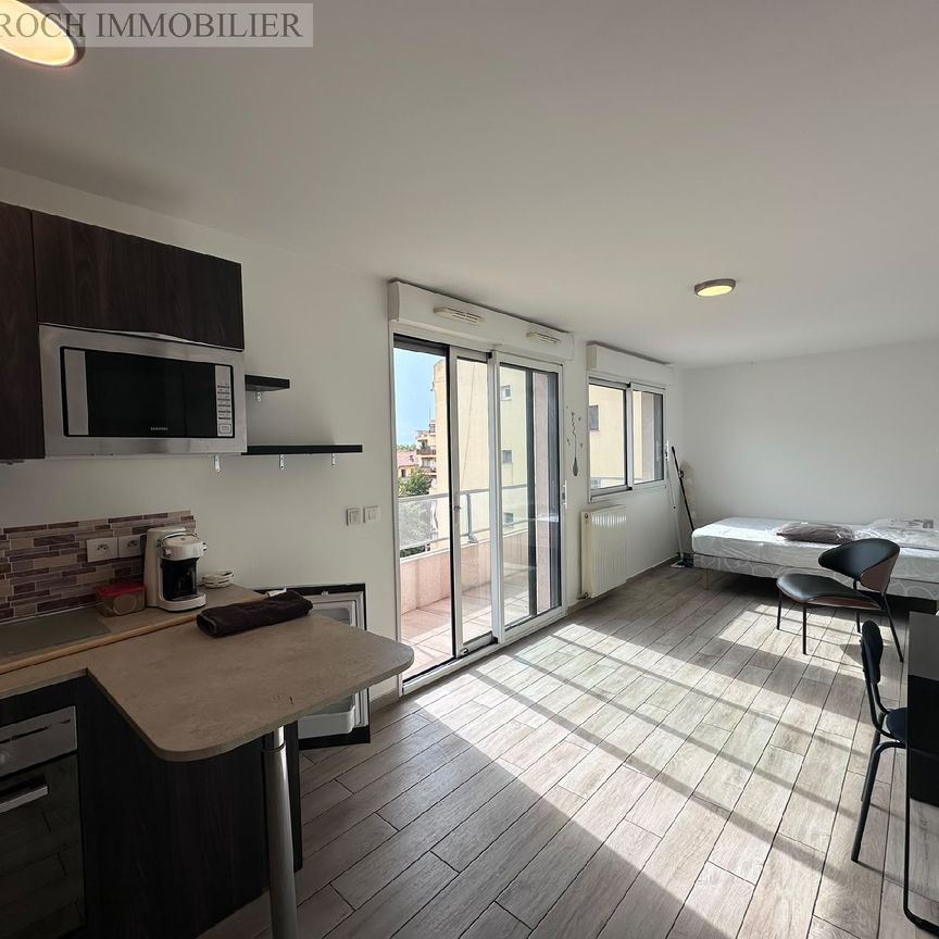 Location Appartement 1 pièce 25m² NICE 06300 - Photo 1