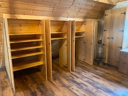 Rustikale und energetisch sanierte 2-Zimmer DG-Wohnung Hofstetten - Photo 2