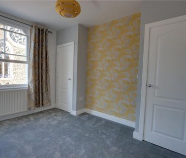 Queens Road, Aldershot, Hampshire, GU11 - Photo 4