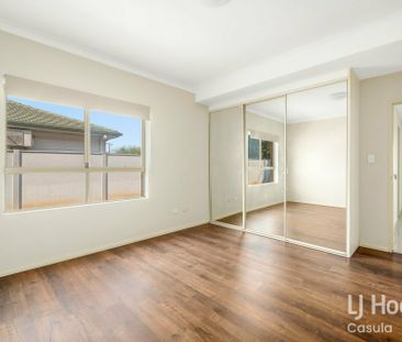 Ground Floor Bright Apartment - Photo 2