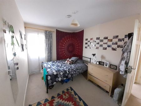 3 Bed Flat, Canynge House, BS1 - Photo 2