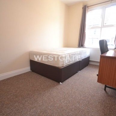 5 Bed - Brighton Road, Reading - Photo 1