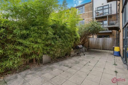 3 bedroom flat to rent - Photo 5