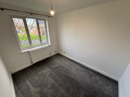 Leadale, Preston - Photo 3