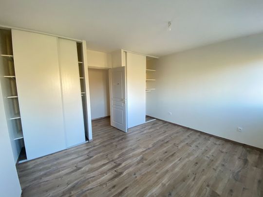 Location appartement 3 pièces, 94.41m², Villespy - Photo 1